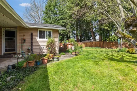 1584 NW Spray Court Roseburg OR 97471