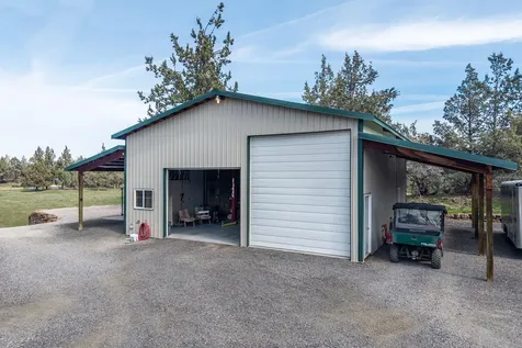 4690 W Antler Avenue Redmond OR 97756