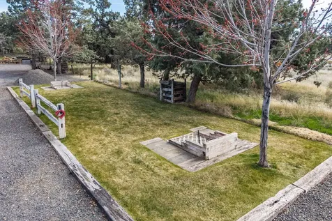 4690 W Antler Avenue Redmond OR 97756