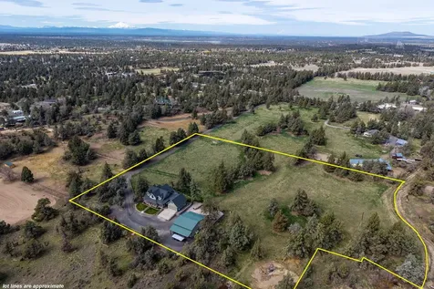 4690 W Antler Avenue Redmond OR 97756
