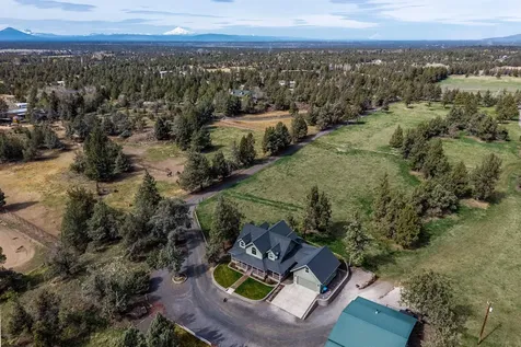 4690 W Antler Avenue Redmond OR 97756