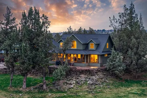 4690 W Antler Avenue Redmond OR 97756