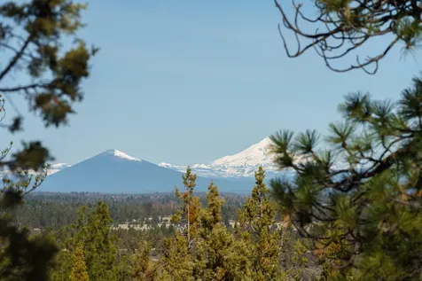 1784 NW Wild Rye Circle Bend OR 97703