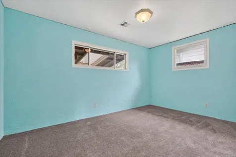 944 S Ivy Street Medford OR 97501