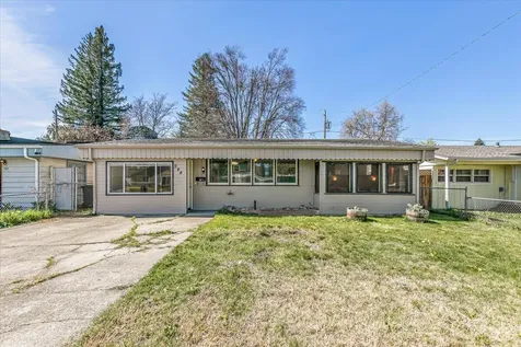 944 S Ivy Street Medford OR 97501