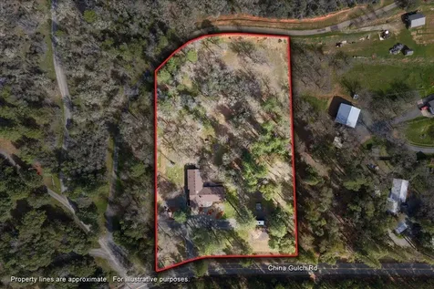 324 China Gulch Road Jacksonville OR 97530