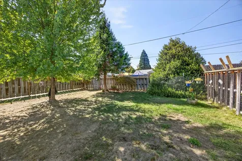 912 S Holly Street Medford OR 97501