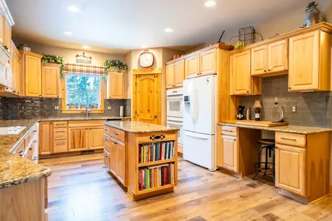 16120 Burgess Road La Pine OR 97739