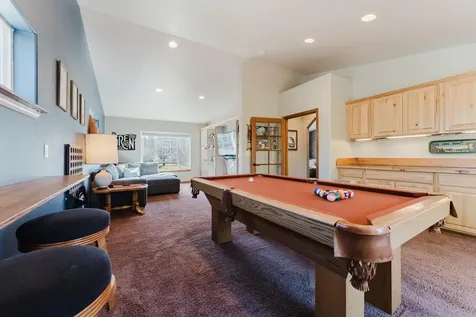 929 NE Lena Place Bend OR 97701
