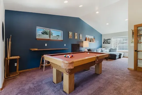929 NE Lena Place Bend OR 97701