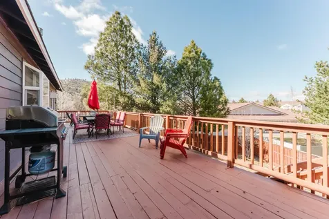 929 NE Lena Place Bend OR 97701
