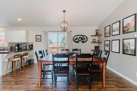 929 NE Lena Place Bend OR 97701