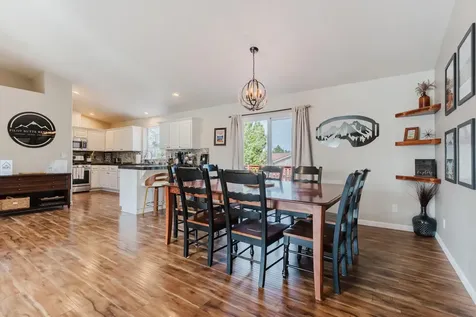 929 NE Lena Place Bend OR 97701