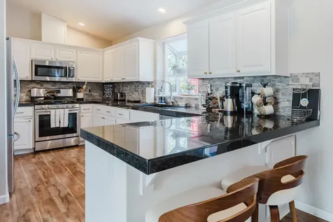 929 NE Lena Place Bend OR 97701