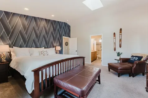 929 NE Lena Place Bend OR 97701