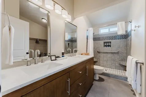 929 NE Lena Place Bend OR 97701