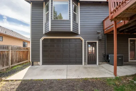 929 NE Lena Place Bend OR 97701