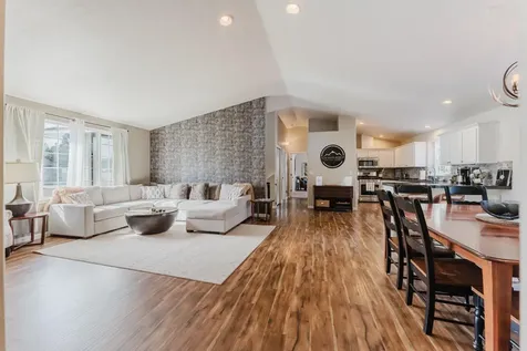 929 NE Lena Place Bend OR 97701
