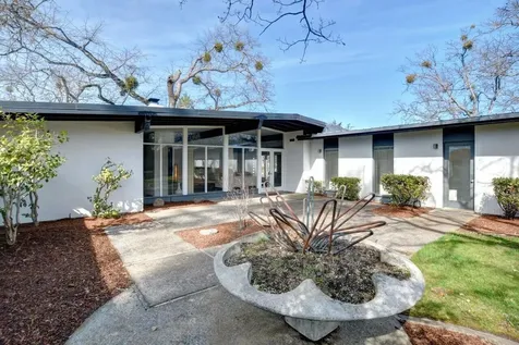 211 S Groveland Avenue Medford OR 97504