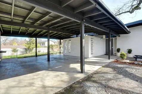 211 S Groveland Avenue Medford OR 97504