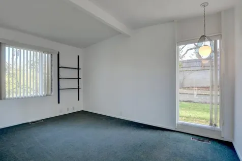 211 S Groveland Avenue Medford OR 97504