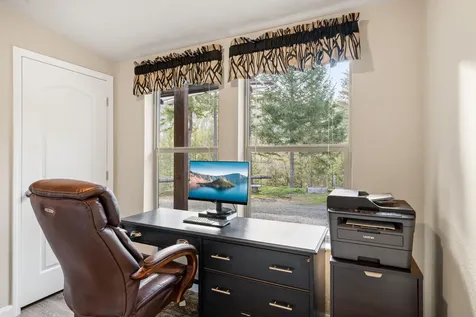 120 Siskiyou Drive Grants Pass OR 97526