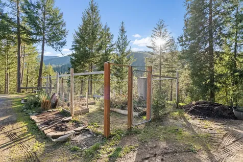 120 Siskiyou Drive Grants Pass OR 97526