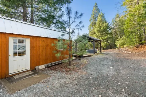 120 Siskiyou Drive Grants Pass OR 97526