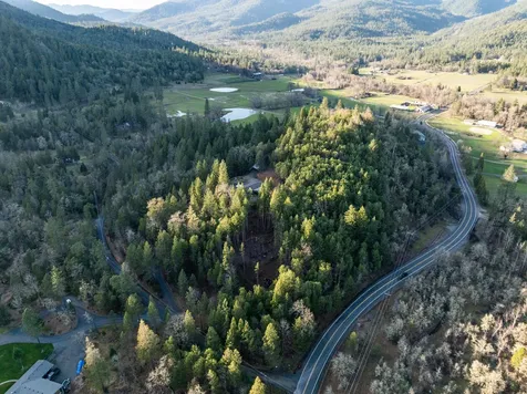 120 Siskiyou Drive Grants Pass OR 97526