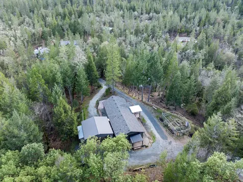 120 Siskiyou Drive Grants Pass OR 97526