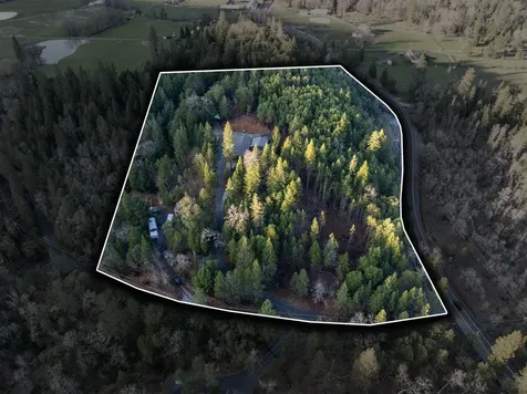 120 Siskiyou Drive Grants Pass OR 97526