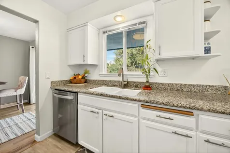 349 Lindero Avenue Medford OR 97504