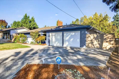 349 Lindero Avenue Medford OR 97504