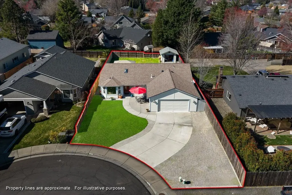 3053 Adams Circle Medford OR 97504