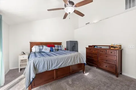 3053 Adams Circle Medford OR 97504