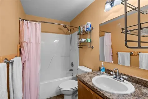 3053 Adams Circle Medford OR 97504