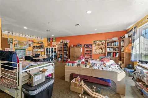 3053 Adams Circle Medford OR 97504