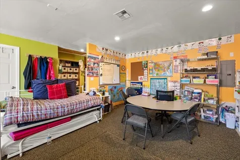 3053 Adams Circle Medford OR 97504