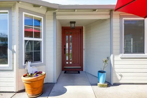 3053 Adams Circle Medford OR 97504