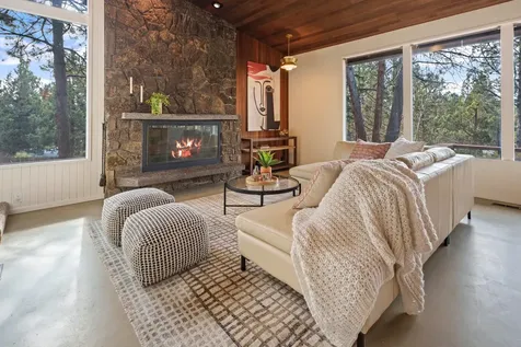 132 SE 16th Street Bend OR 97702
