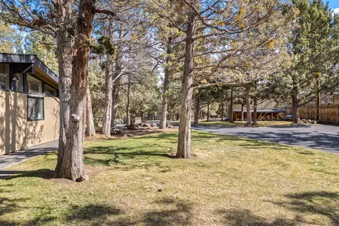132 SE 16th Street Bend OR 97702