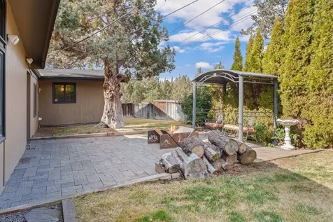 132 SE 16th Street Bend OR 97702