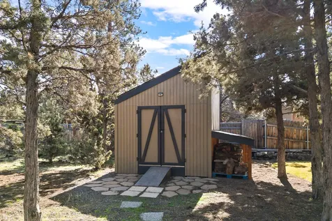 132 SE 16th Street Bend OR 97702