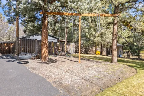 132 SE 16th Street Bend OR 97702