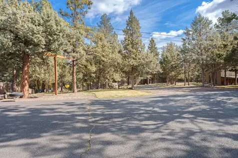 132 SE 16th Street Bend OR 97702