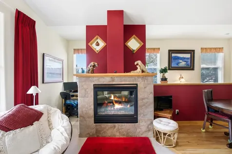 2112 NW Black Pines Place Bend OR 97703