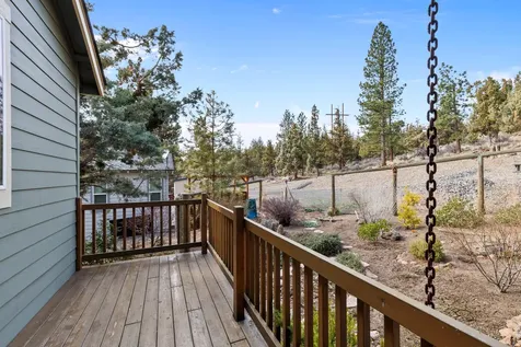 2112 NW Black Pines Place Bend OR 97703