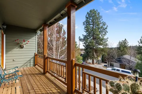 2112 NW Black Pines Place Bend OR 97703