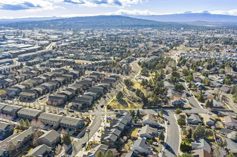 20786 Comet Lane Bend OR 97701