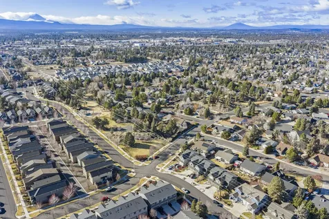 20786 Comet Lane Bend OR 97701